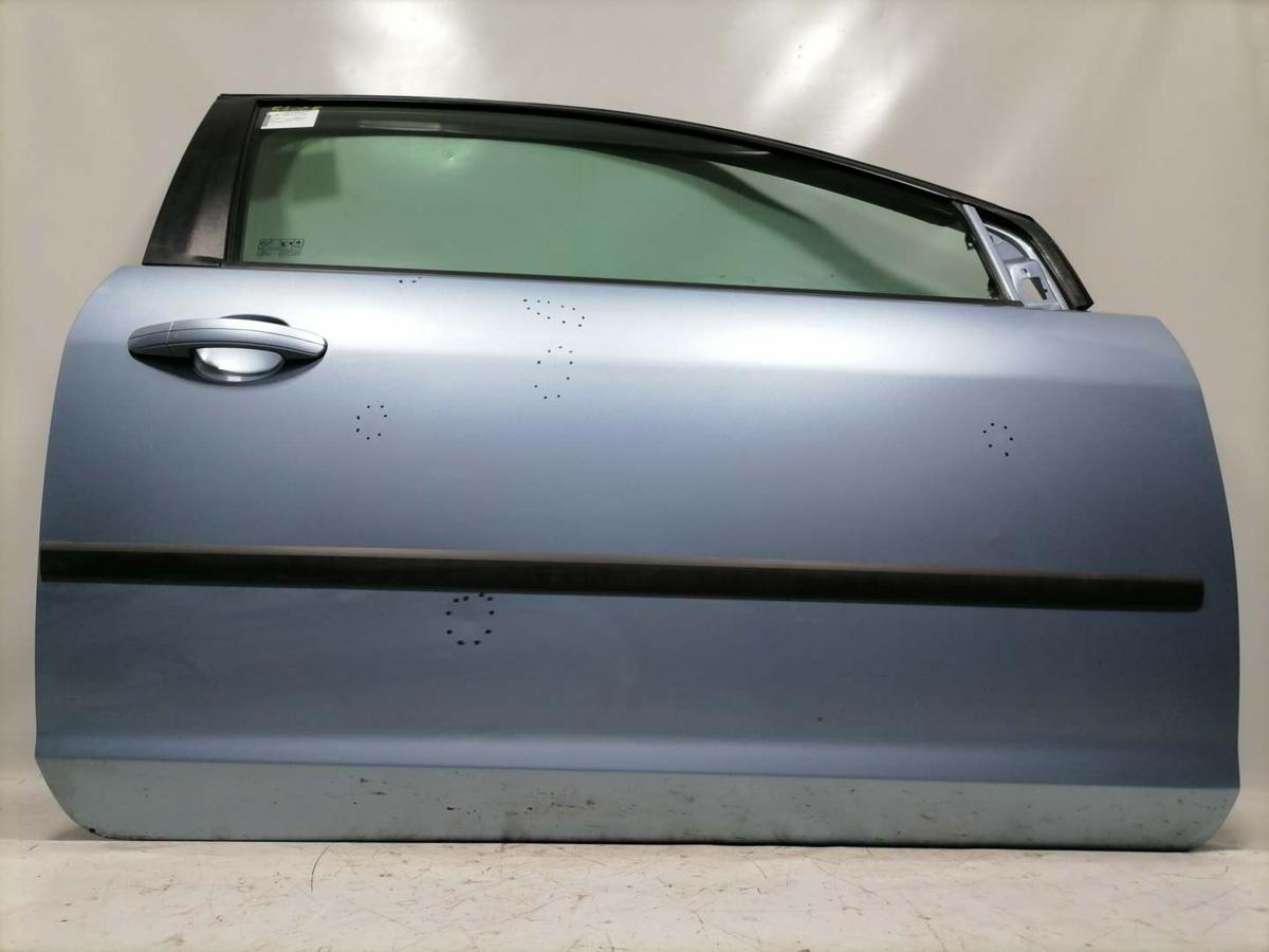 Ford Focus 2 original vorn rechts tonic hellblaumetallic 3-T&uuml;rer Rohbau Bj.2005